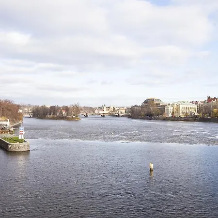 Vltava Apartamento *